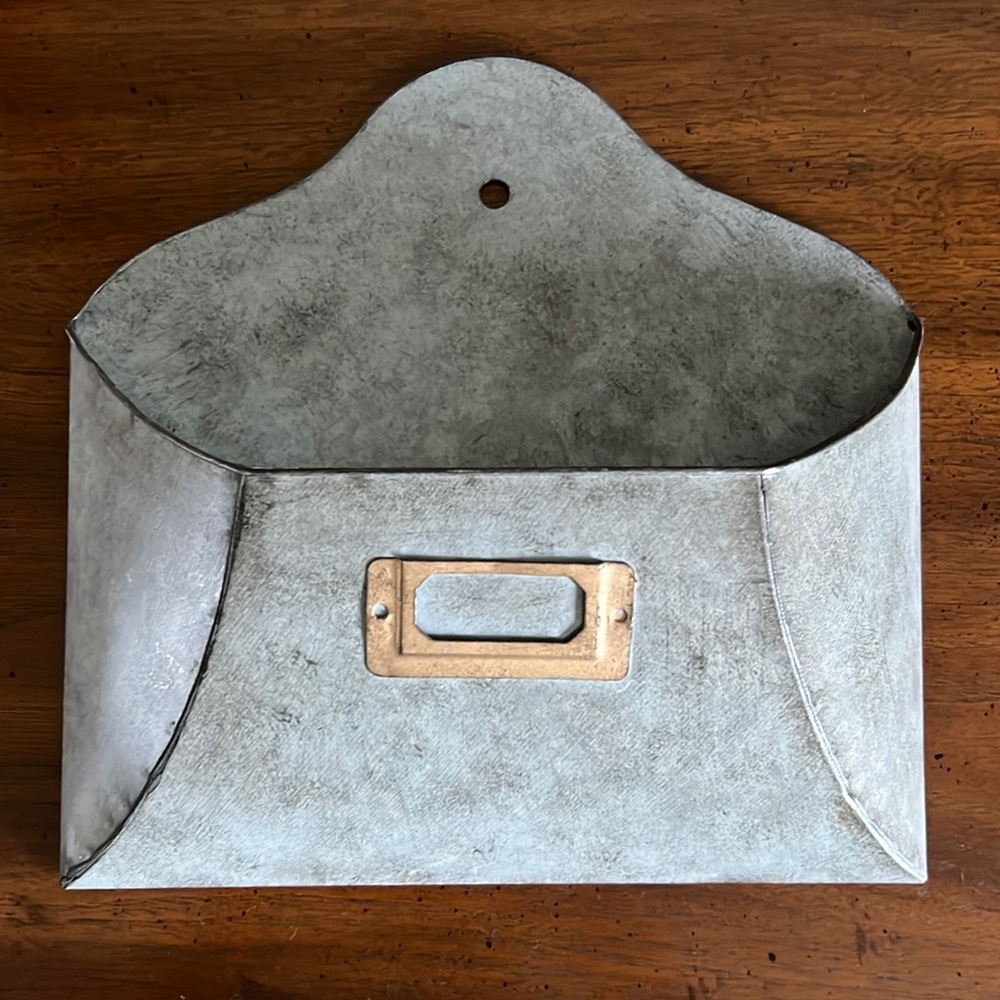 Decocrated Metal Envelope
